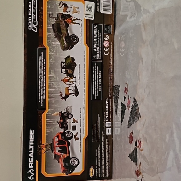 Real Tree Ram 1500 Rebel Playset - Picture 3 of 4
